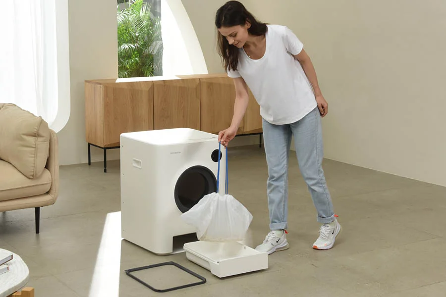 cat litter cleaner box